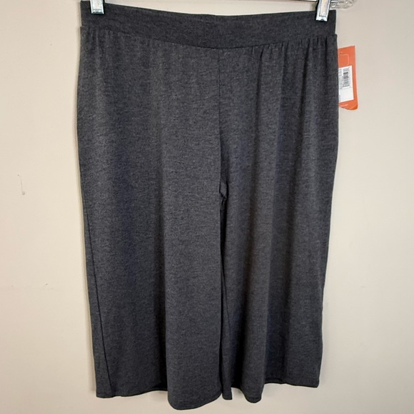 Gilligan & O'Malley Other - Gilligan & O’Malley gray Bermuda sleep shorts pull on soft SZ SM
